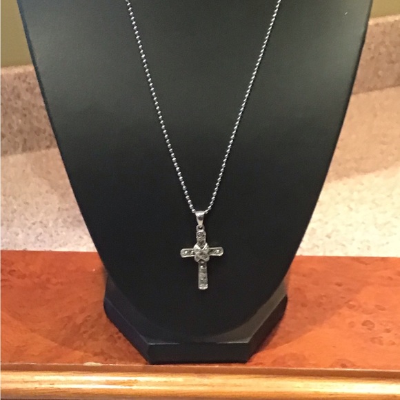 MARCASITE CROSS - Picture 2 of 3